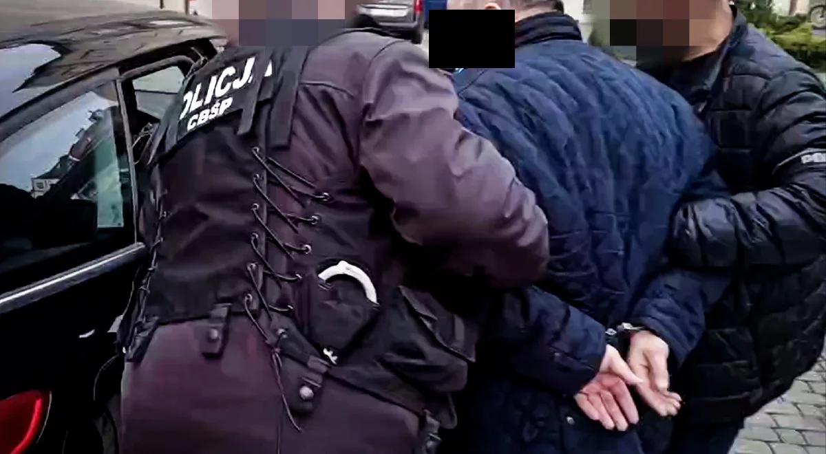 Z funduszy tarczy finansowej wyłudzili ponad 185 tys. zł. Pięć osób w rękach policji