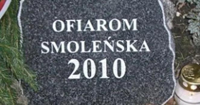 14-latek ukradł tablicę "Ofiarom Smoleńska 2010" 