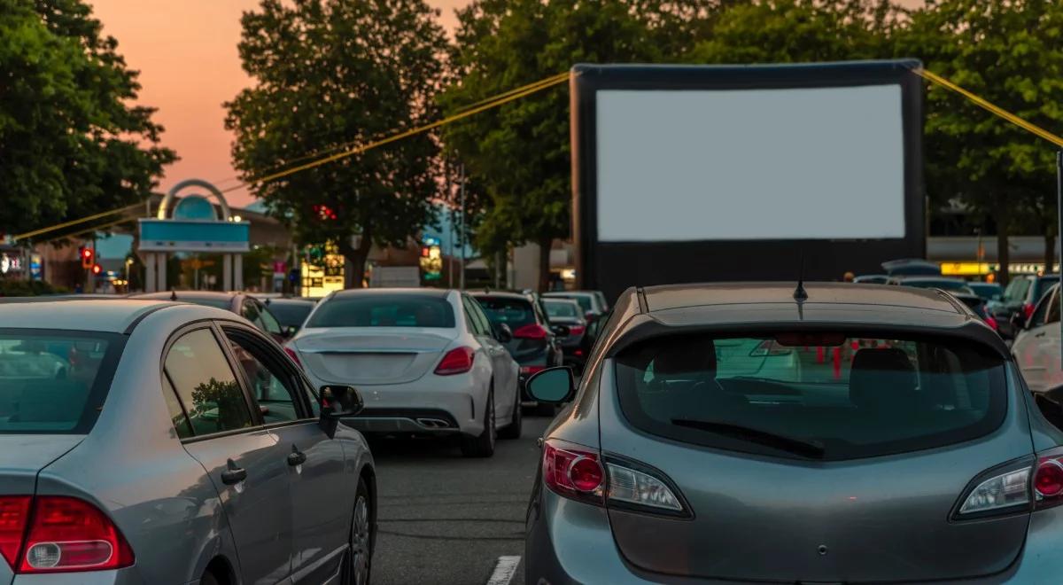 Kina, plany filmowe, próby i indywidualne lekcje. Kultura wchodzi w III etap odmrażania