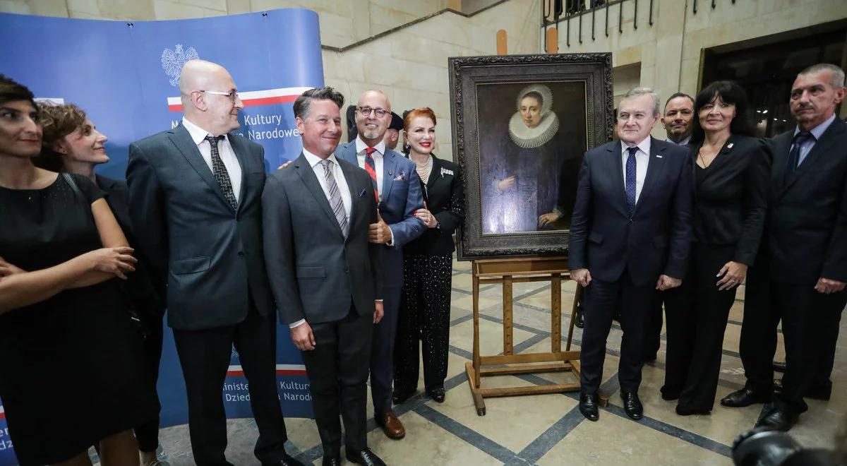 Zrabowany w czasie II wojny światowej "Portret damy" wrócił do Muzeum Narodowego w Warszawie 