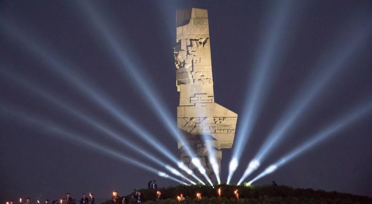 Cześć i chwała bohaterom! Uroczystości państwowe na Westerplatte [ZAPIS RELACJI]