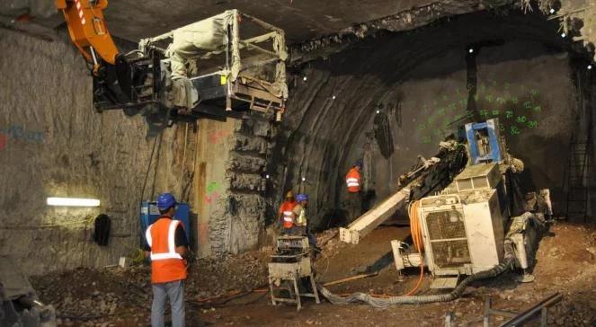 Warszawa: będą dodatkowe pieniądze na metro