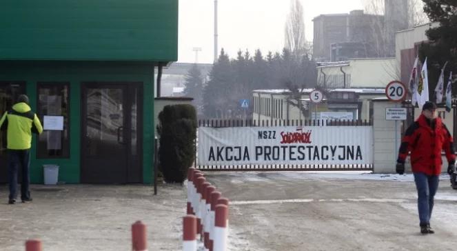 W kopalniach wrze. Do rozmów górników z rządem daleko. Protest zaostrza się