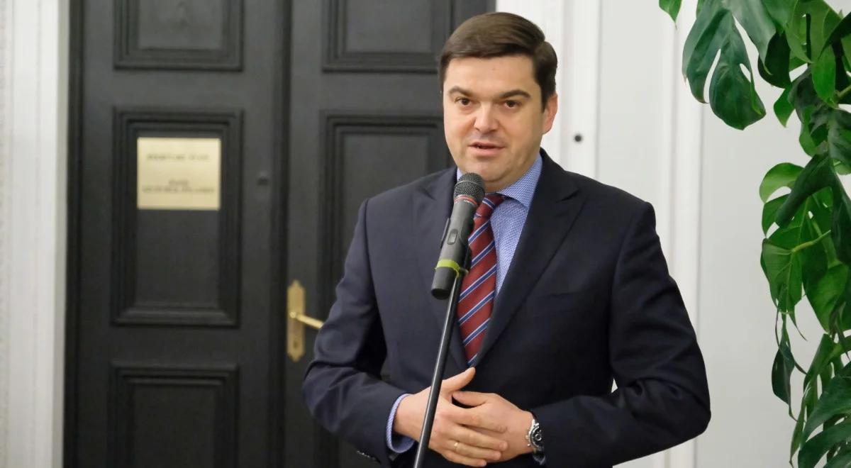 Apel rzecznika resortu zdrowia: zrezygnujmy ze spotkań podczas Świąt Wielkanocnych