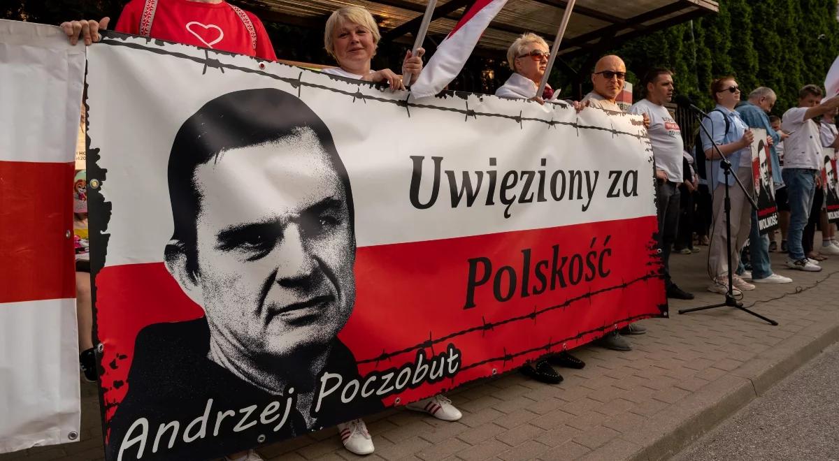 Andrzej Poczobut będzie odbywał wyrok w kolonii w Nowopołocku. "Śledczy mu tym groził"