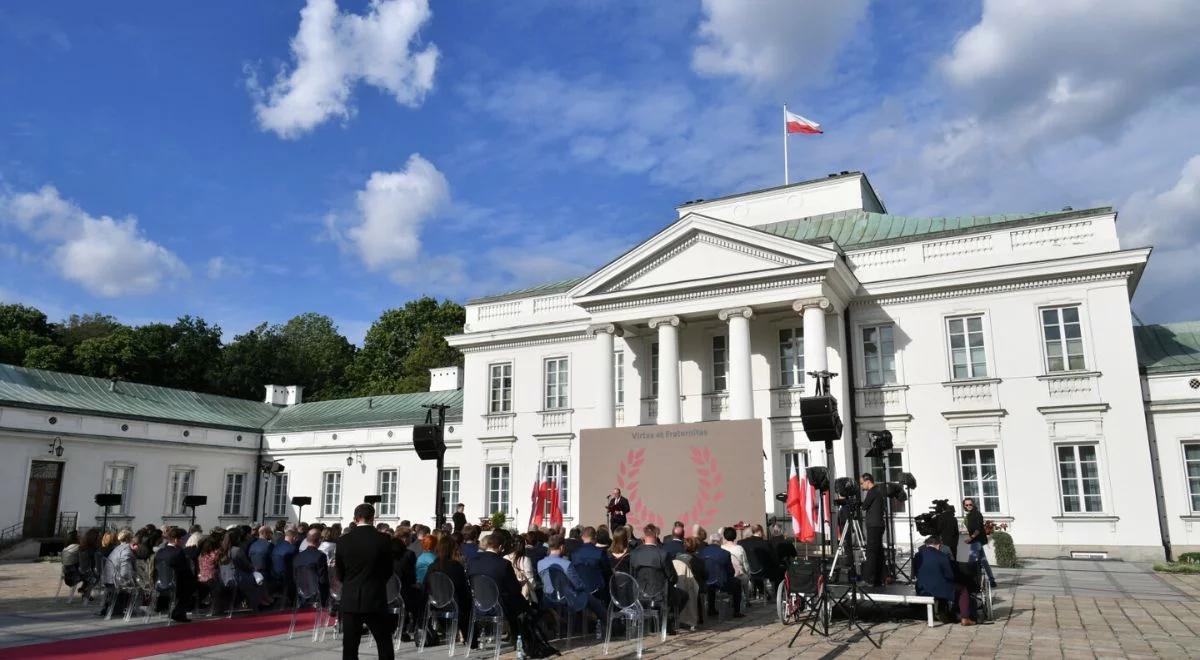 "Znak wdzięczności Polski". Uroczystość wręczenia medali Virtus et Fraternitas