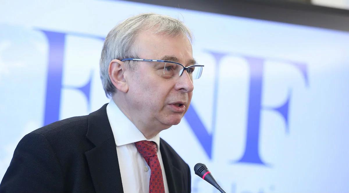 W prezydenckim referendum pojawi się kwestia przyjęcia euro? "Zapytałbym również o wyjście z UE"