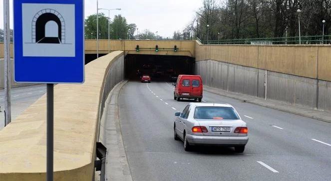 Zalana przez wodę z metra Wisłostrada wróci za miesiąc