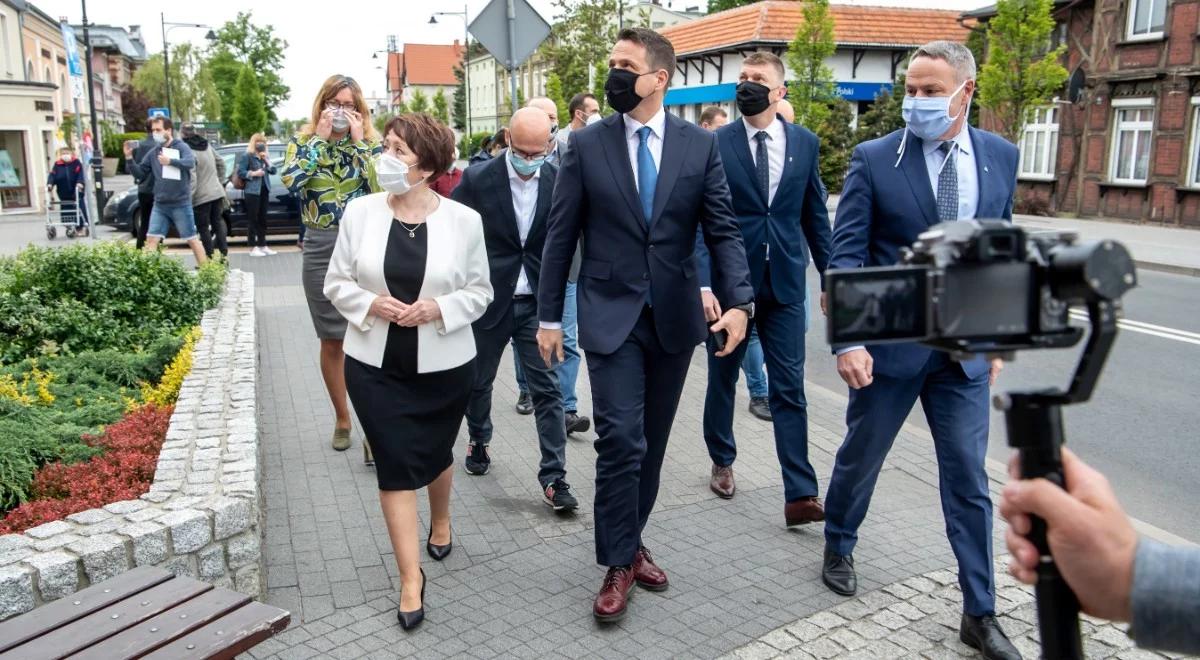 "Zajmuje się kampanią ze szkodą dla warszawiaków". Apel posła PiS do Rafała Trzaskowskiego