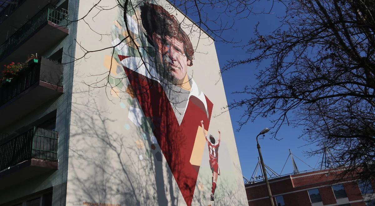 Widzew Łódź uhonorował legendę. Mural Włodzimierza Smolarka tuż przy stadionie 
