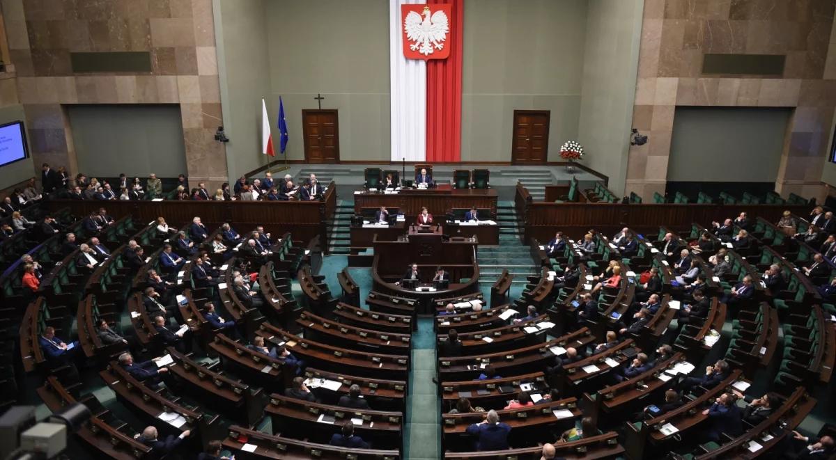 Sejm: trwają prace nad tzw.  małą ustawą medialną. Posłowie odesłali projekt do komisji