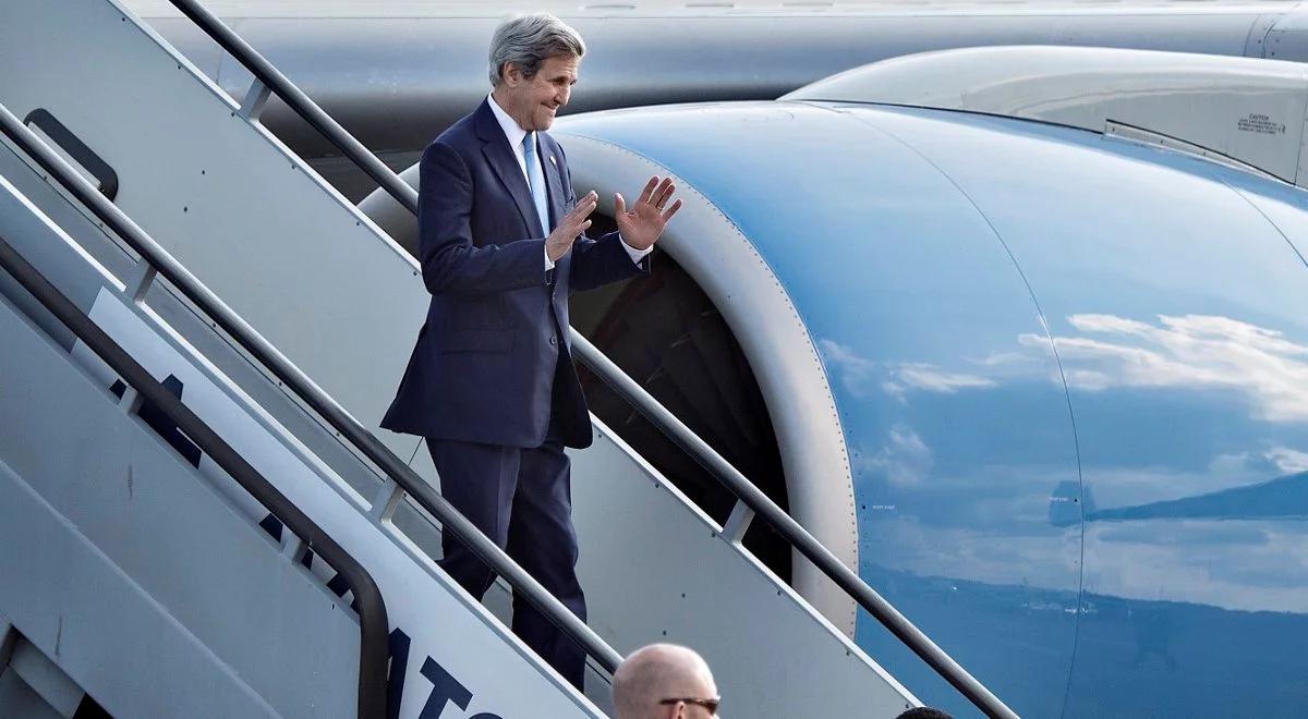 Szef dyplomacji USA John Kerry  w poniedziałek odwiedzi Brukselę i Londyn
