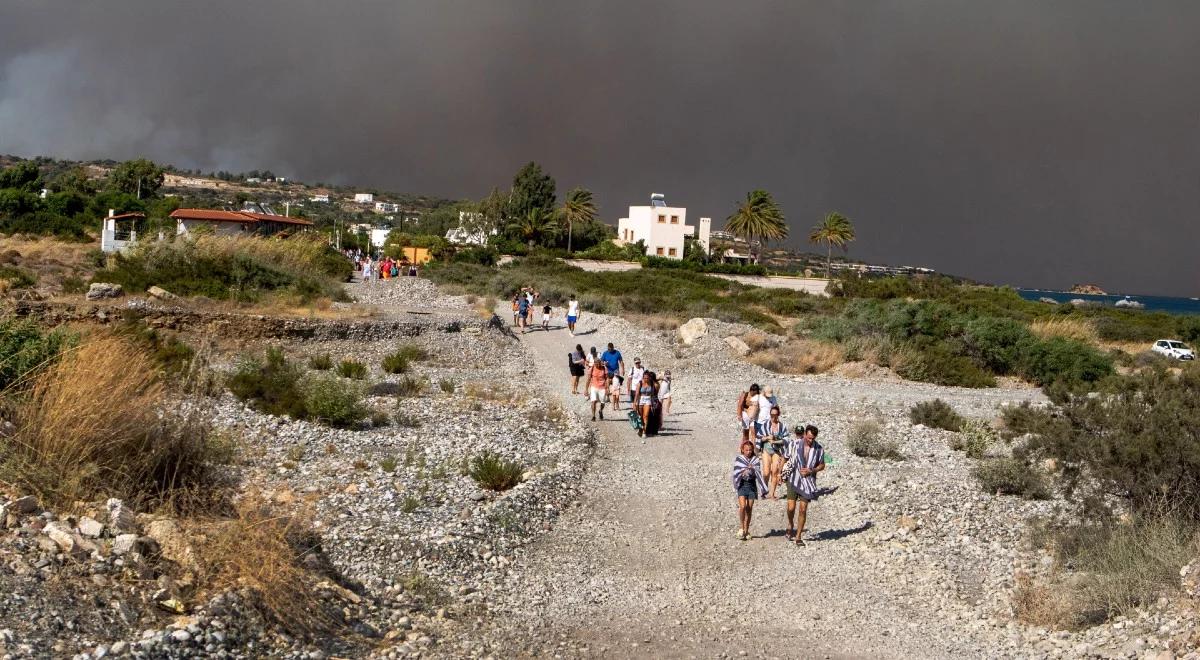 Dramatyczna sytuacja na Rodos. Relacja francuskiej turystki: ludzie wpadali w panikę