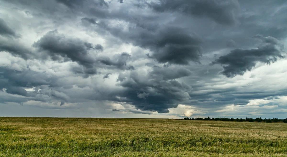 Początek tygodnia z poprawą pogody. W tych regionach będzie najcieplej