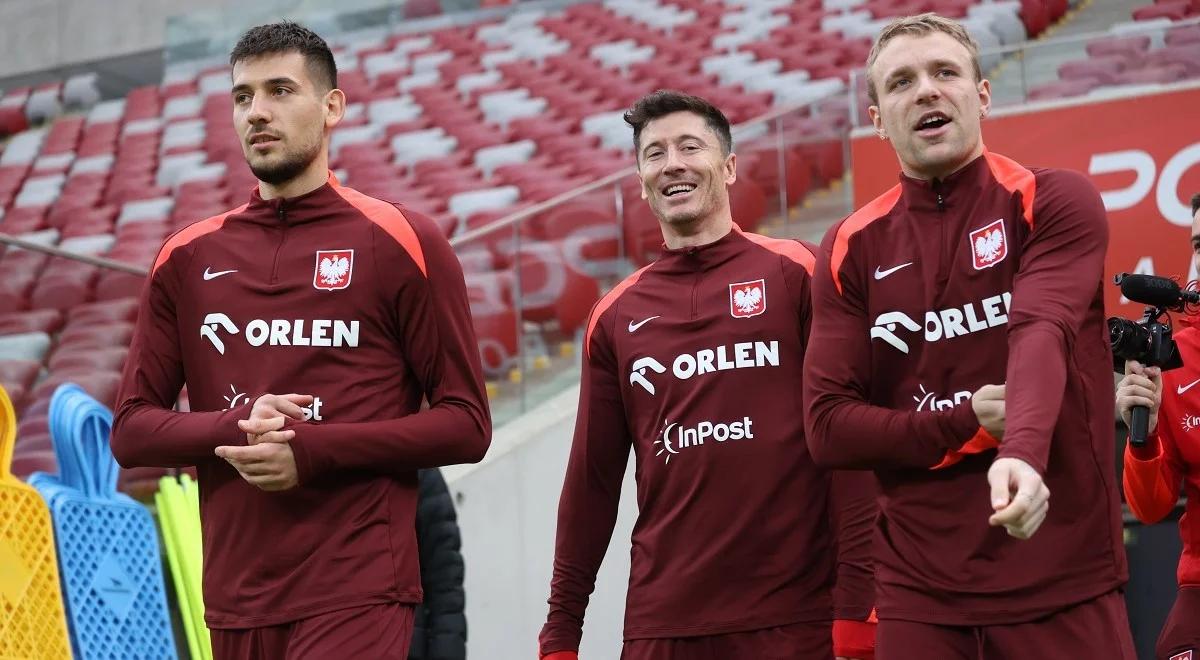 El. Euro 2024. Reprezentacja Polski dotarła do Cardiff z opóźnieniem. Nietypowy powód