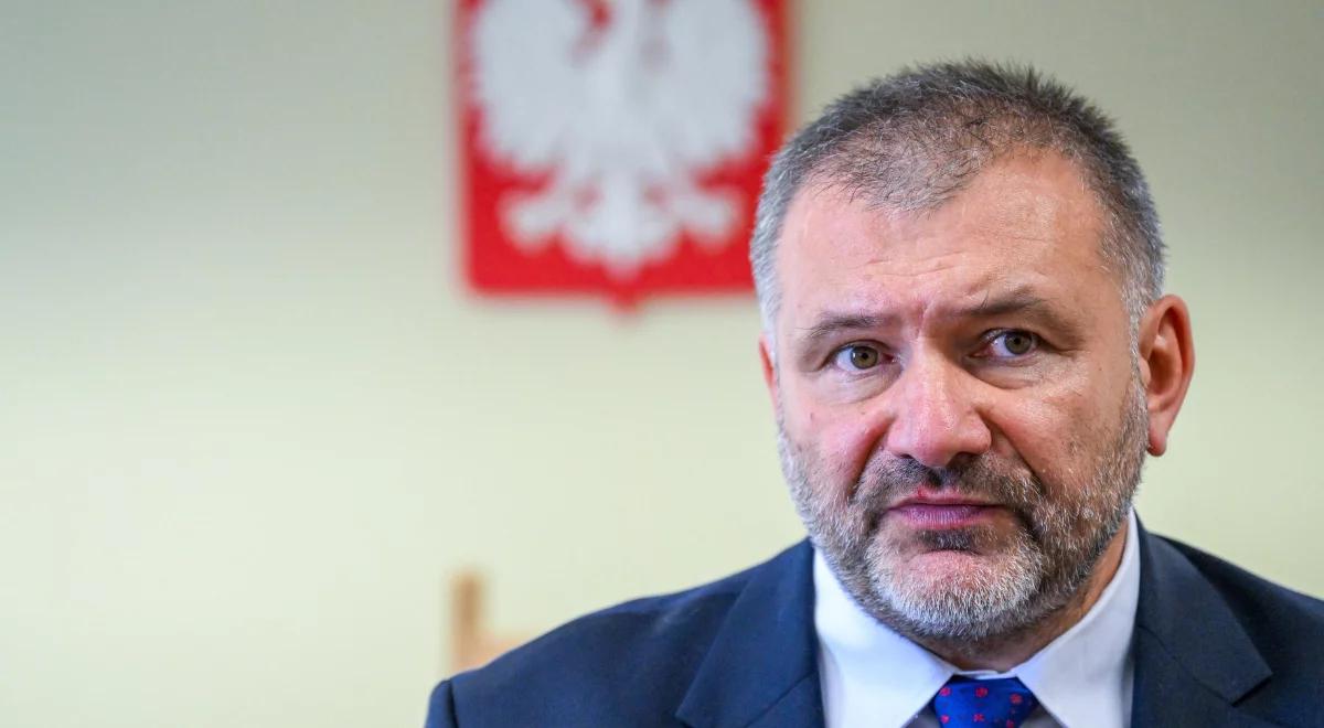 Waldemar Żurek odwołał prezesów sądów. Szczucki: to jest łamanie prawa