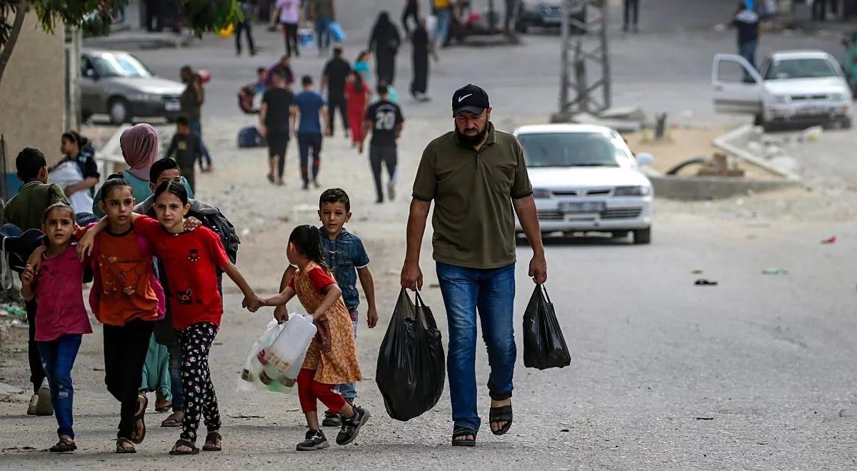 Pogarsza się sytuacja humanitarna w Strefie Gazy. Przedstawicielka ONZ: zapasy szybko się kończą