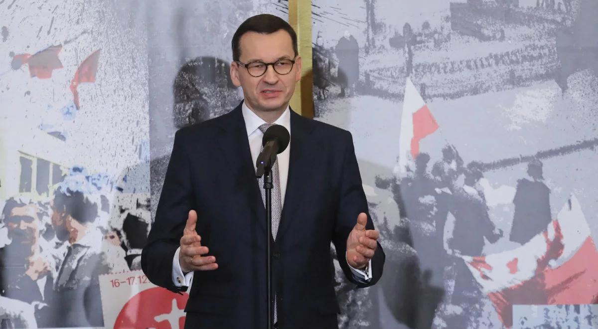 Premier: życie kobiet naznaczone łzami i krwią było kluczem do naszej wolności