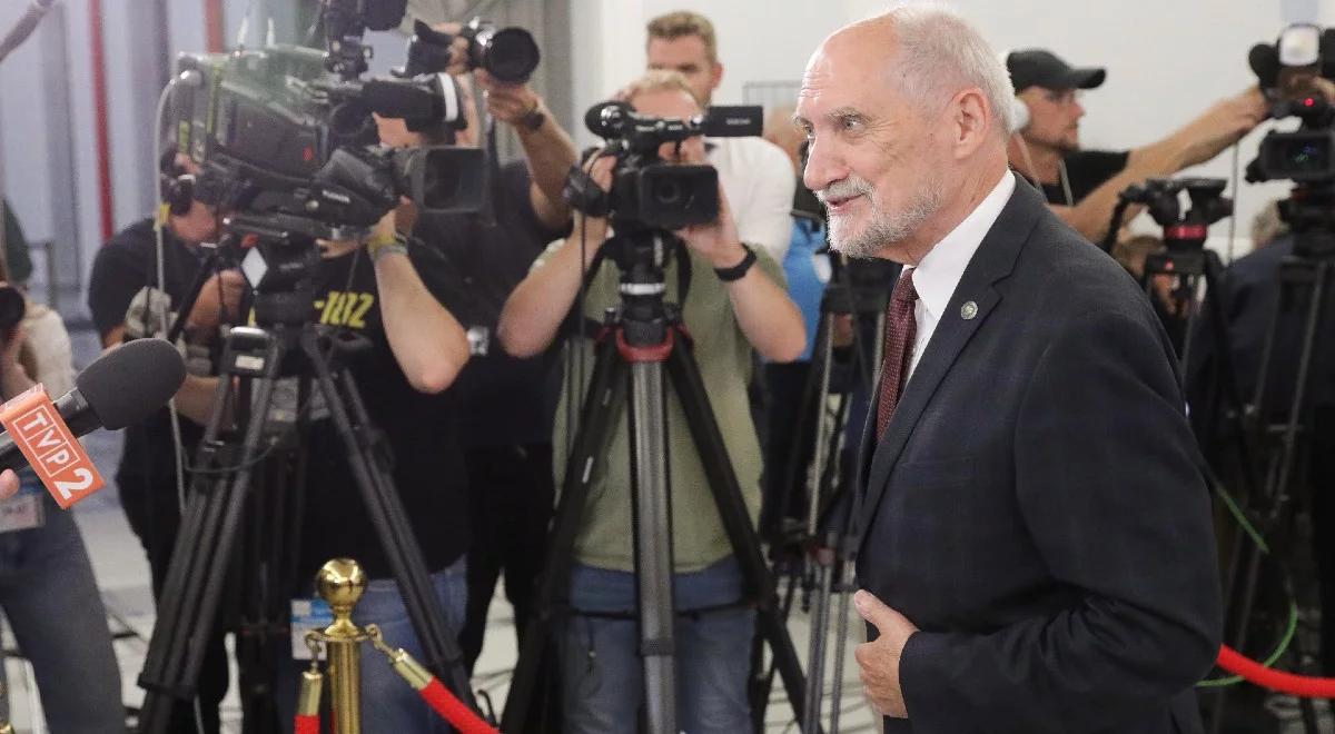 Macierewicz skomentował raport MON. "Kłamstwa, dezinformacja, manipulacja"