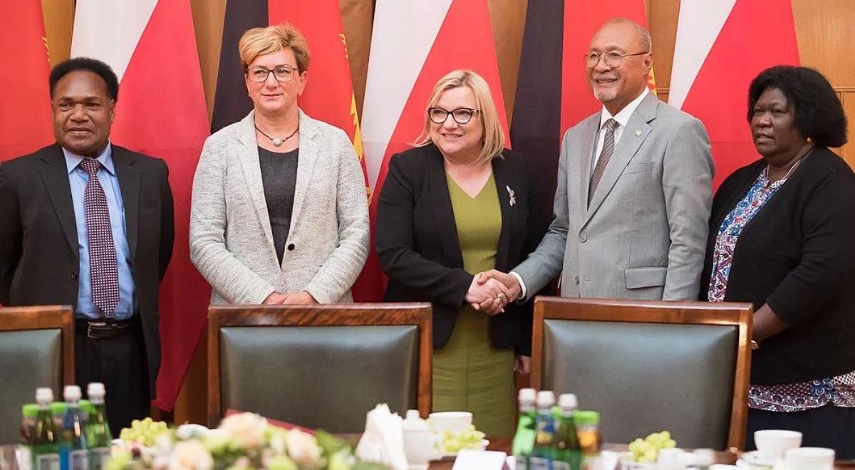 Papuański minister zdrowia w Polsce. Chwalił naszą opiekę zdrowotną, prosił o porady w tej kwestii