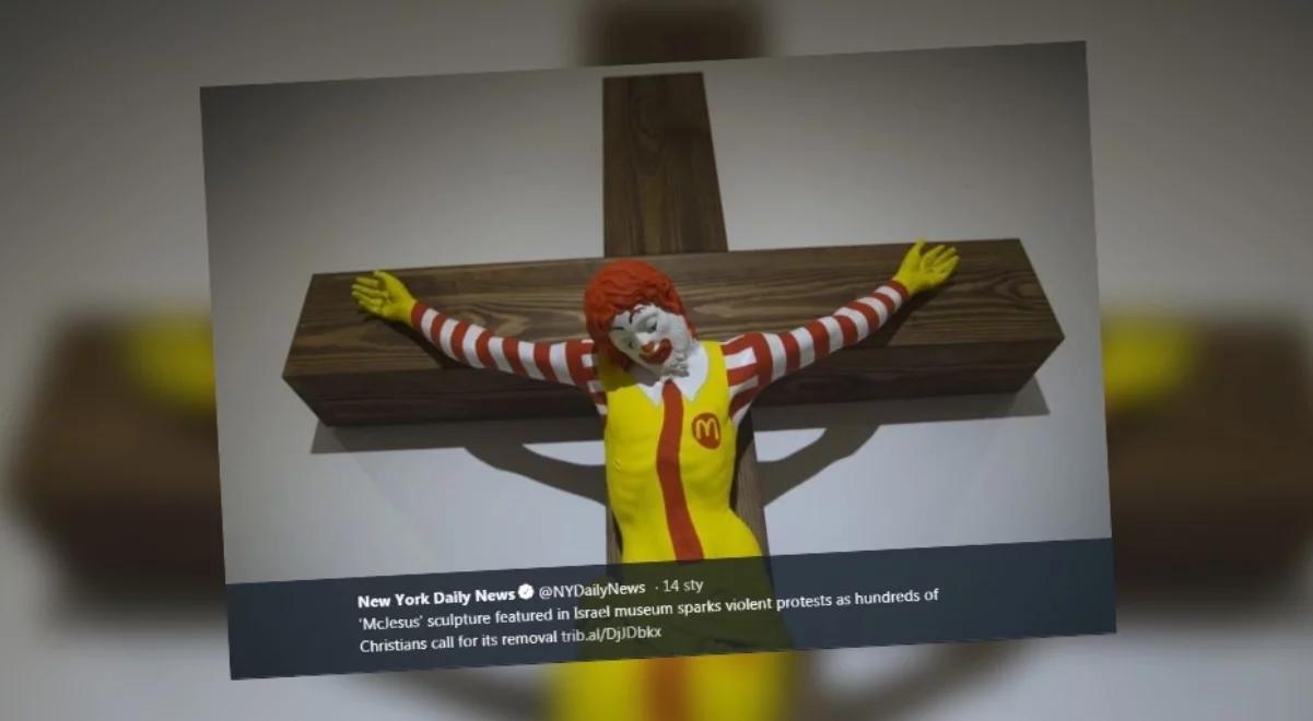 Izrael: ukrzyżowany klaun McDonalda w muzeum w Hajfie. Po protestach władze nakazują jego usunięcie 