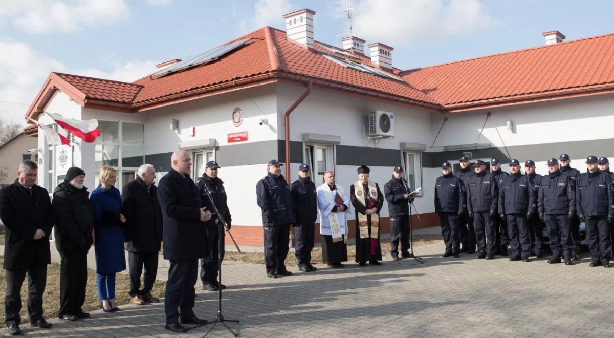 Otwarcie nowego komisariatu w Małopolsce. Szef MSWiA: Polacy doceniają pracę służb mundurowych