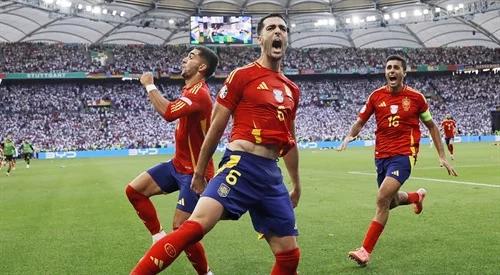 Piątkowy triumf 2:1 Hiszpanii ...