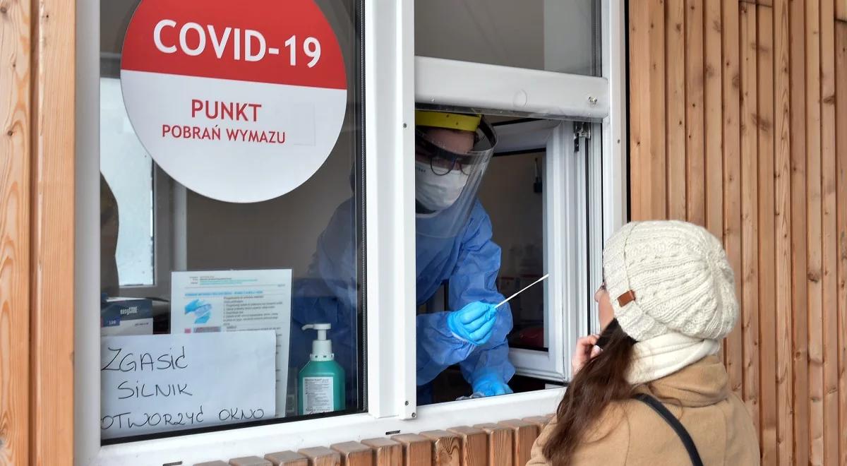 "Zmniejszył się odsetek pozytywnych testów". Adam Niedzielski o V fali epidemii