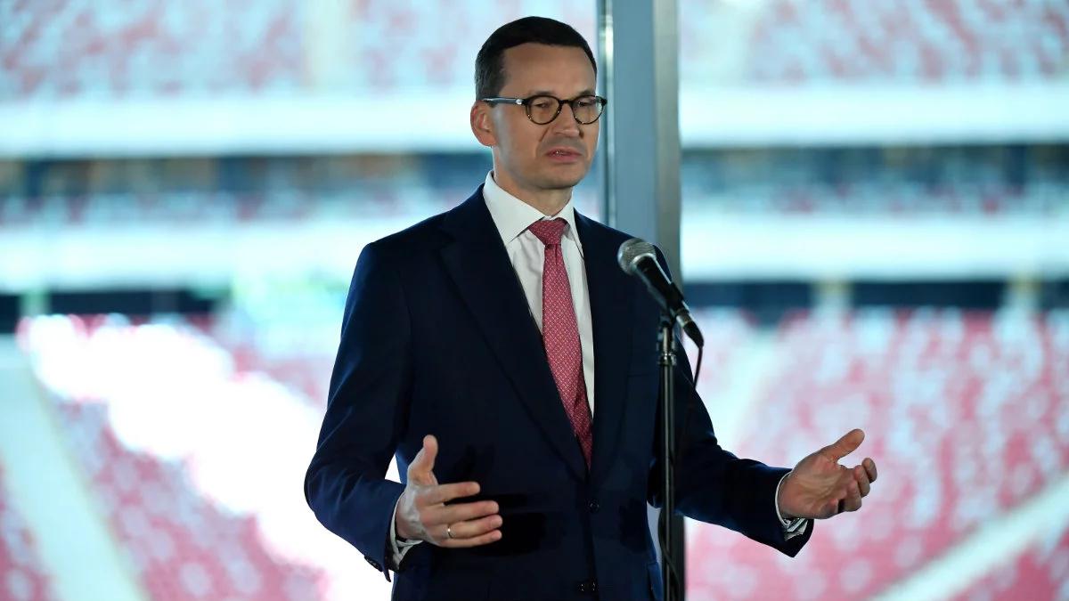 Premier o problemie pseudokibiców: łyżka dziegciu, która psuje beczkę miodu