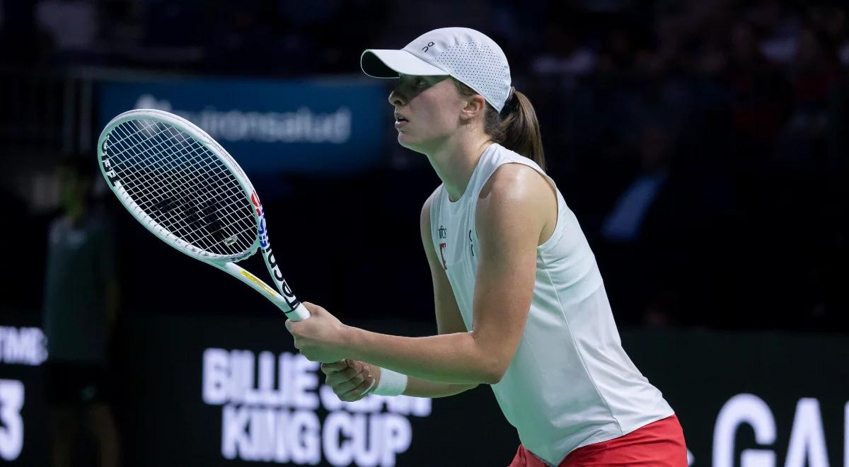 Billie Jean King Cup. Polska - Włochy. Historyczny mecz Polek, Świątek musi odrabiać straty [NA ŻYWO]