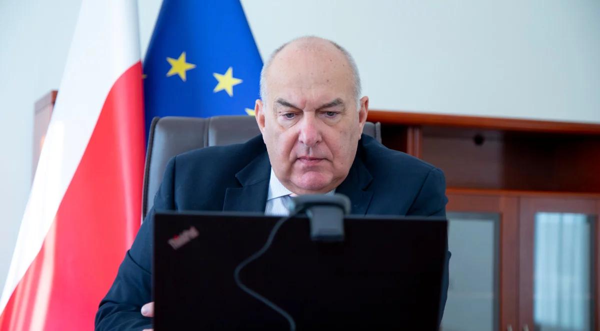 Minister finansów: luka VAT spada, te pieniądze możemy wykorzystać na programy społeczne