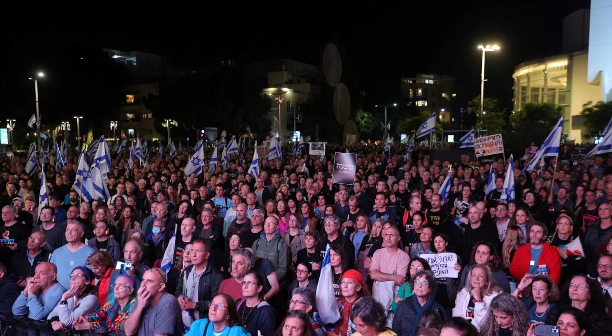 W Izraelu nowe protesty przeciwko premierowi Netanjahu. Wzięli w nich udział krewni ofiar ataku