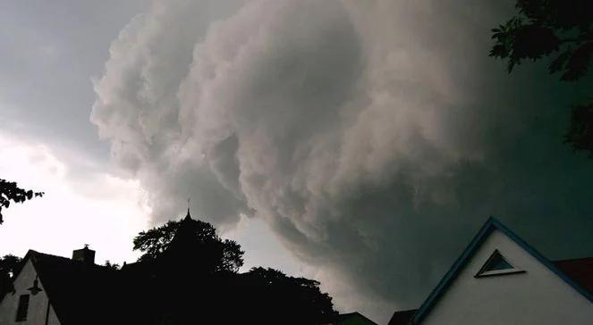 Warmia i Mazury: 2 osoby w szpitalu, wywrócone jachty
