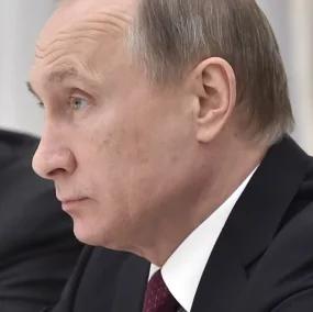 Władimir Putin powołał Gwardię Narodową. "Chce uchronić się przed puczem"