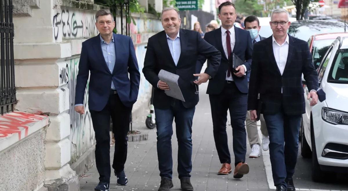 Dr Maciej Onasz: PiS jest jedną z sił zyskujących na kryzysie w PO