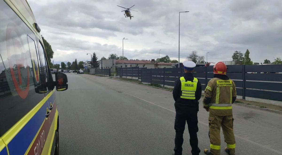 Groźny wypadek w Kutnie. Ciężarówka potrąciła pieszych, ranne dwie osoby