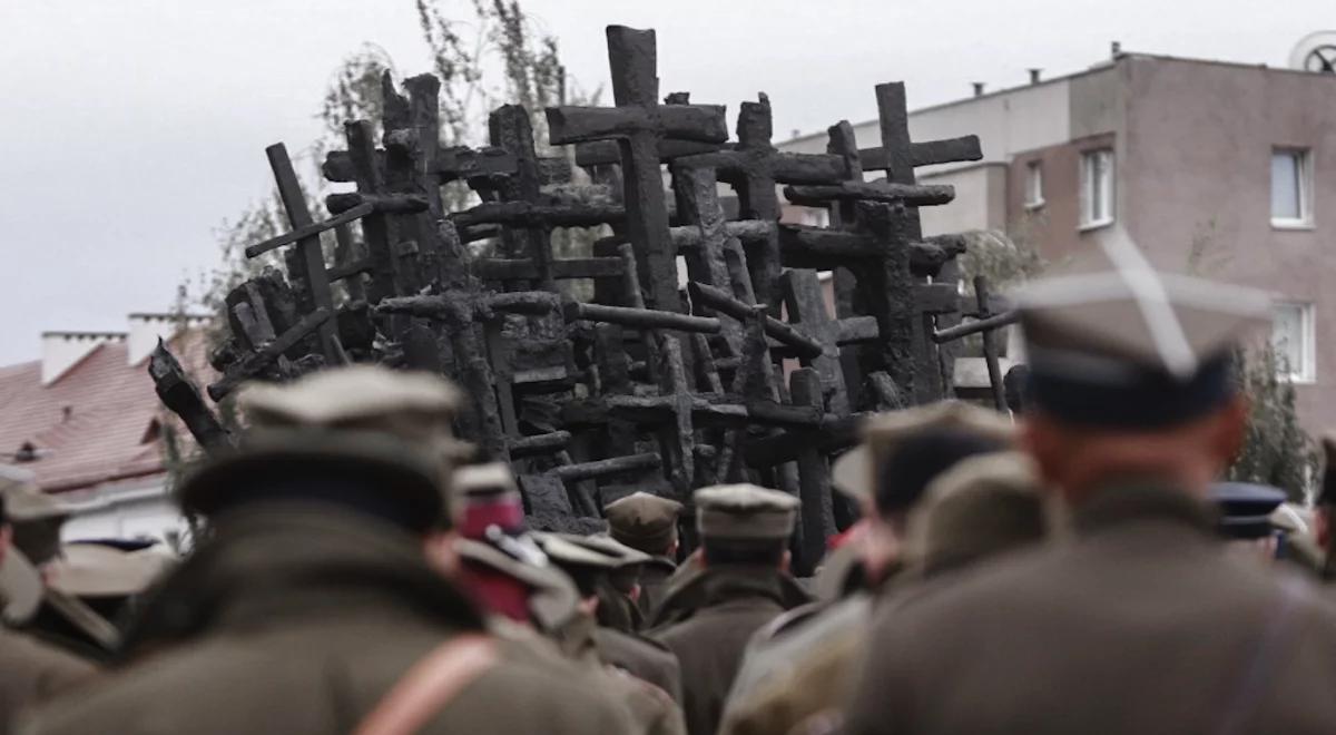 Ulicami Warszawy przeszedł Katyński Marsz Cieni