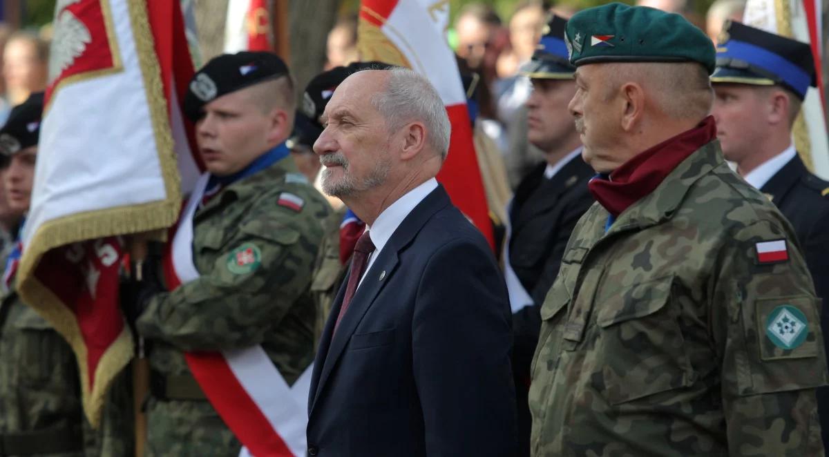 Szef MON: chcemy, by polska młodzież była wykształcona i dzielna