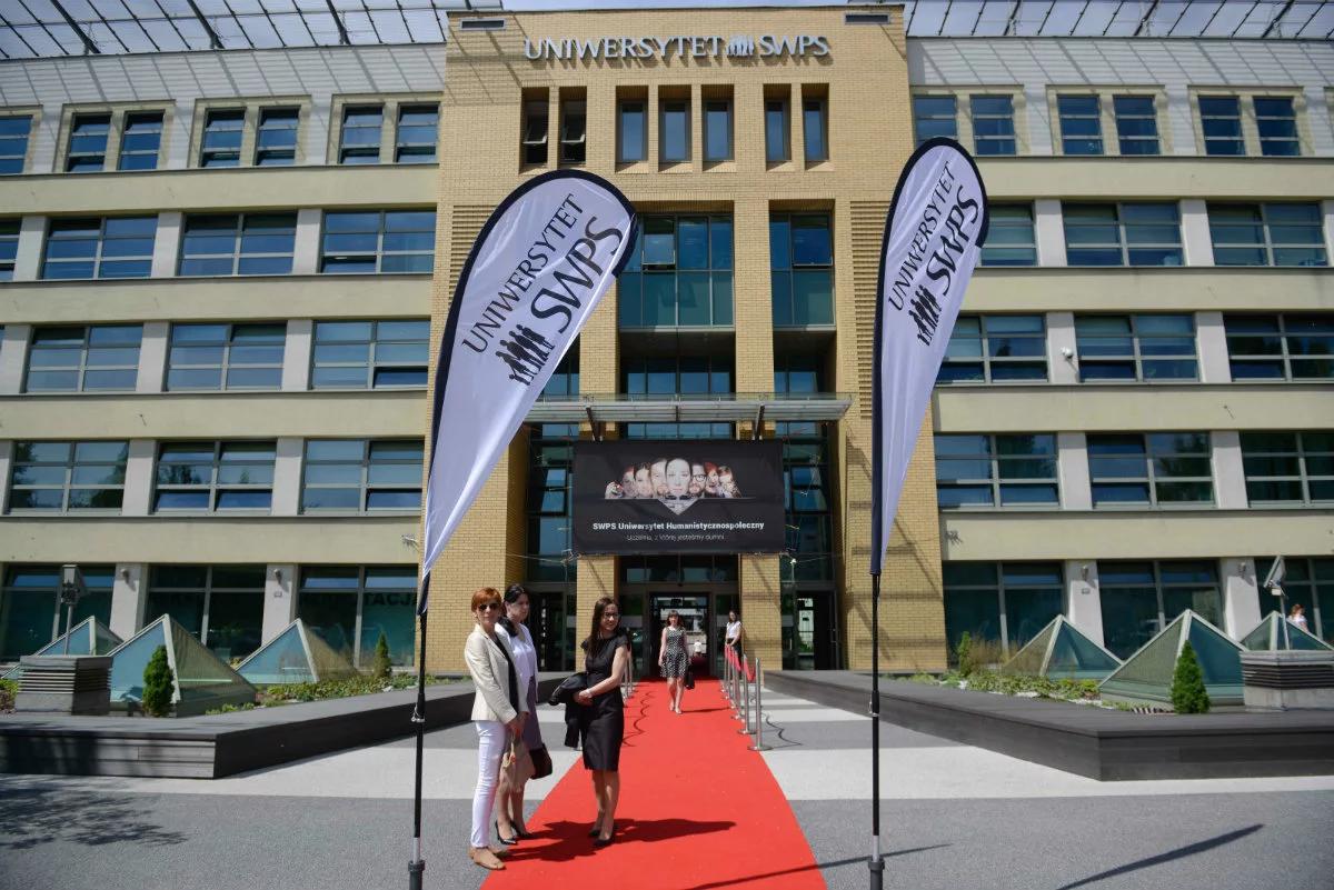 Pierwsza niepubliczna uczelnia została uniwersytetem