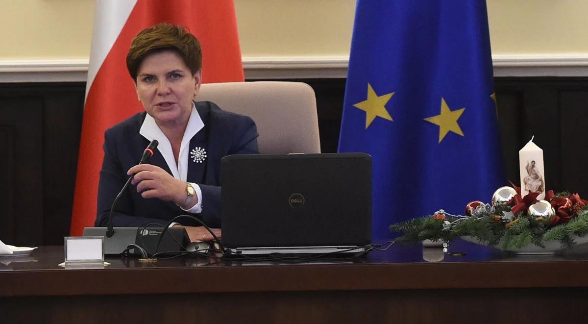 Rząd przyjął budżet na 2016 rok. Uwzględnia wpływy z nowych podatków i wydatki na program "Rodzina 500 plus"