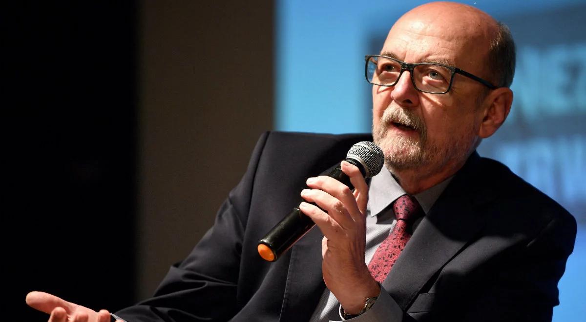 Prof. R. Legutko: środowisko akademickie dziobie odstającego od stada