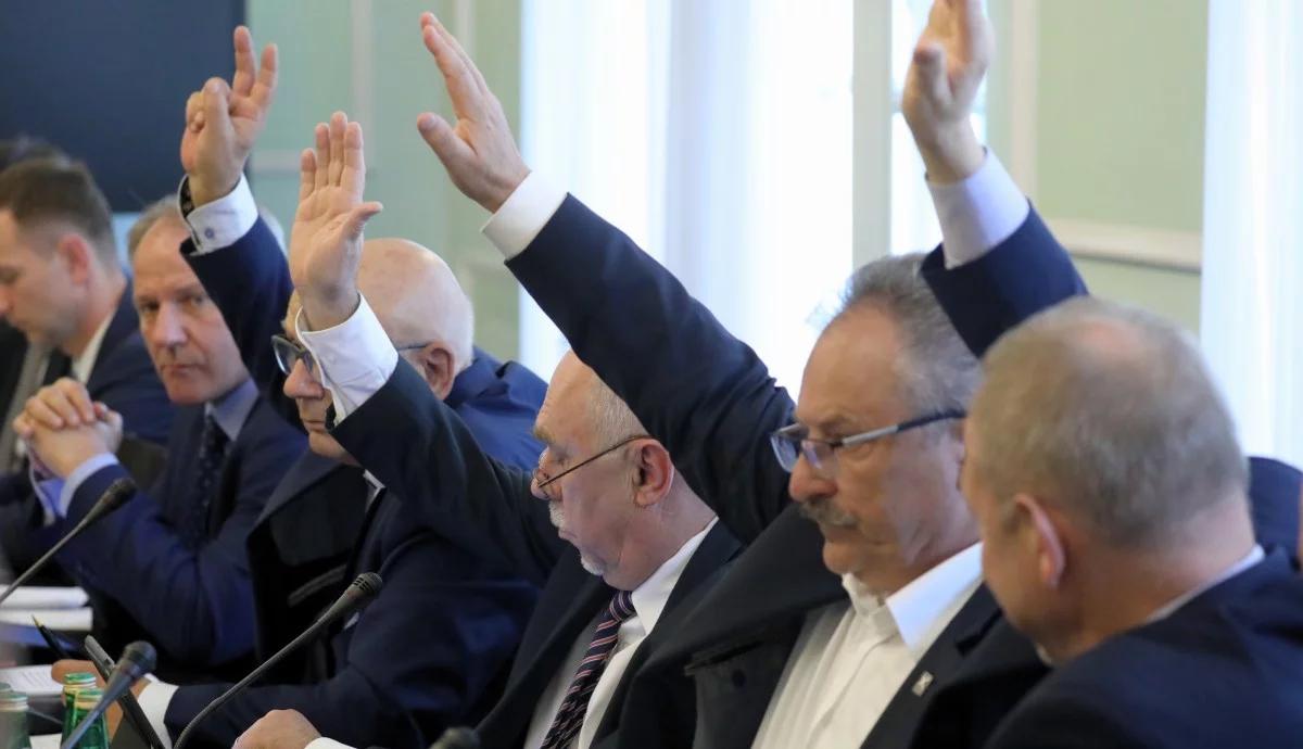 Komisja ustawodawcza za uchwałą PiS ws. powołania komisji śledczej ds. VAT