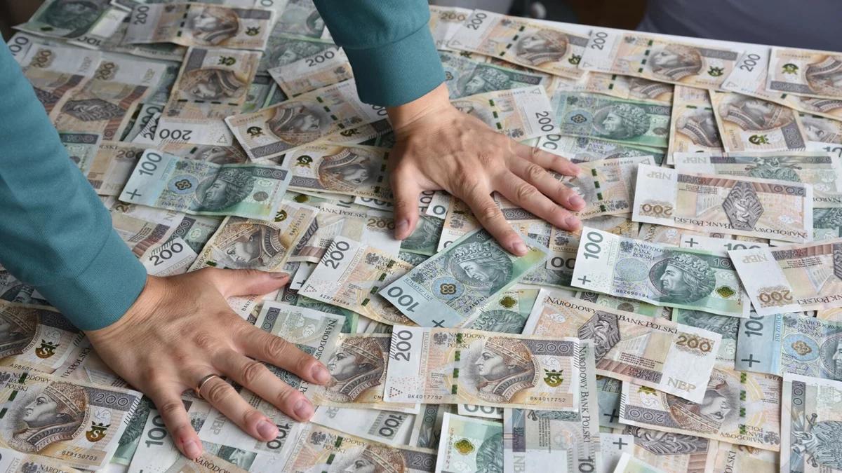 To już pospolite ruszenie? 44% Polaków szuka nowej pracy