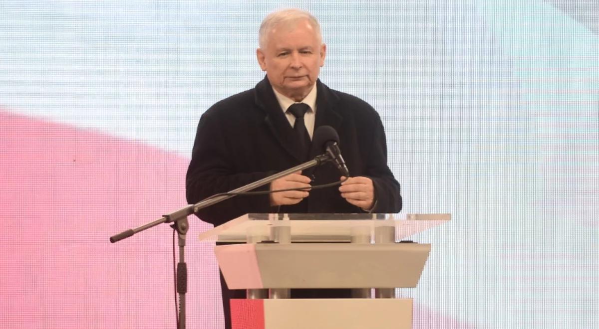 Jarosław Kaczyński: na Krakowskim Przedmieściu muszą stanąć dwa pomniki. Dość czekania