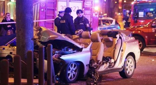 Tragiczny wypadek w stolicy. Straż pożarna zderzyła się z autem osobowym