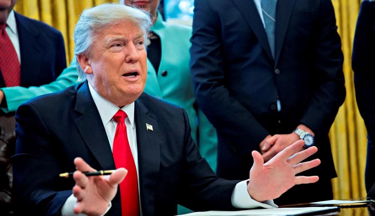 Brytyjski rząd nie ugnie się wobec protestów przeciw oficjalnej wizycie Donalda Trumpa na Wyspach