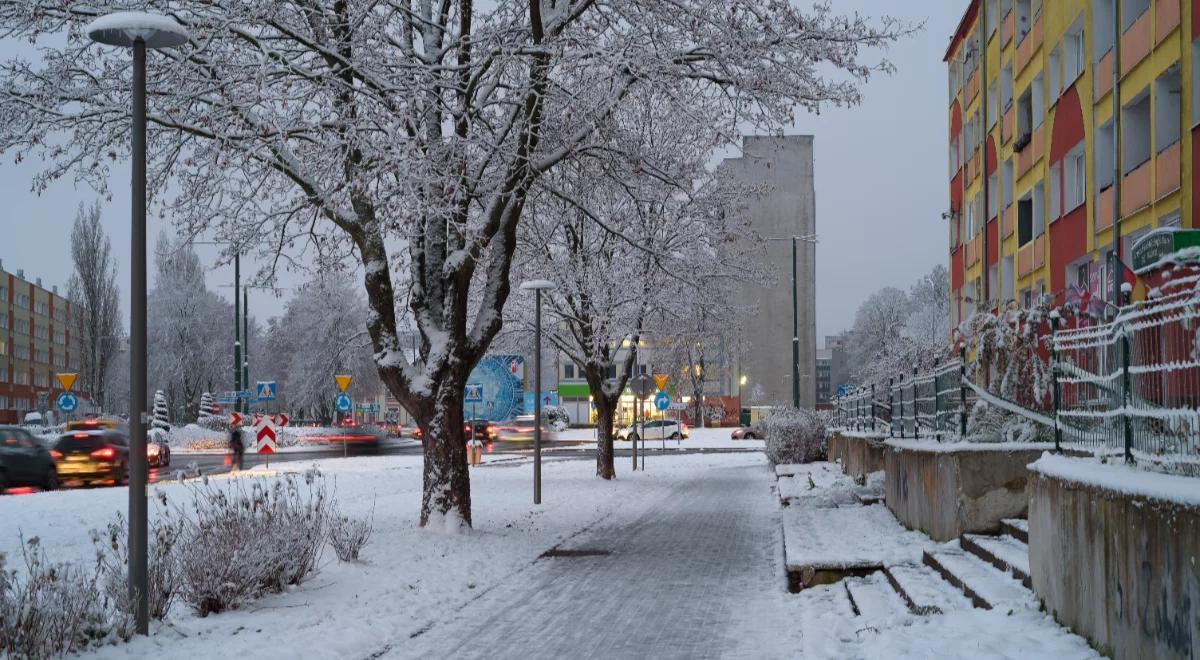 Wielkimi krokami zbliża się zima. IMGW ostrzega przed śniegiem i lodem