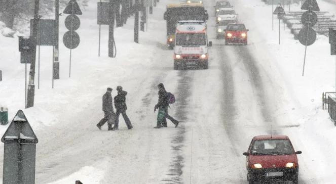 Pogoda: śnieg na wschodzie, deszcz na zachodzie