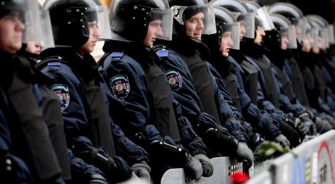 Dojdzie do konfrontacji? Wielkie manifestacje w Kijowie