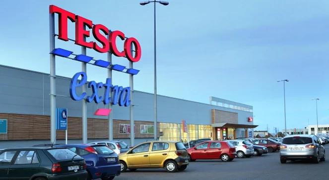 Ekspert: Tesco przeoczyło trend convenience, Carrefour postawił na innowacje